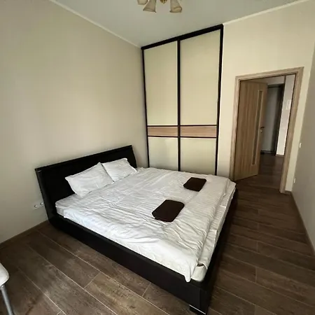 Forum новобуд з приватним бомбосховищем та приватним підземним паркінгом *